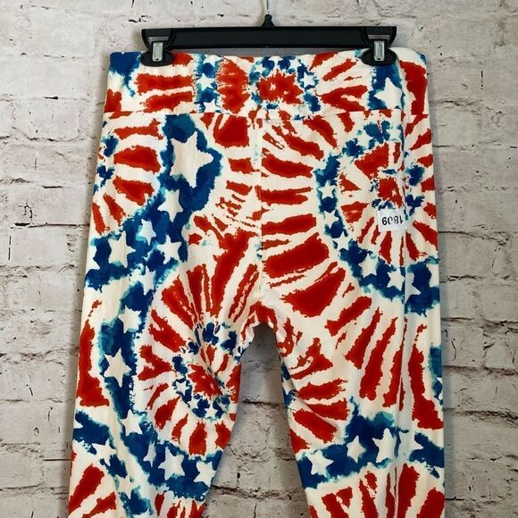 LuLaRoe TC Tall Curvy Patriotic Tie Dye Stars Red White Blue Leggings NWOT NEW - Picture 4 of 6